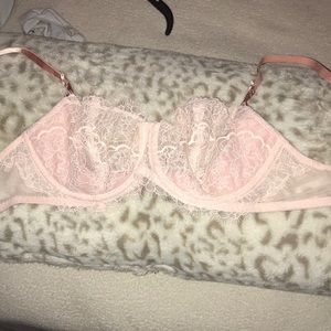 Victoria secret semi Demi bra